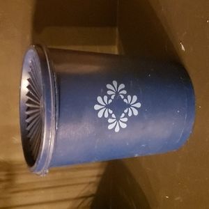 Tupperware servalier canister